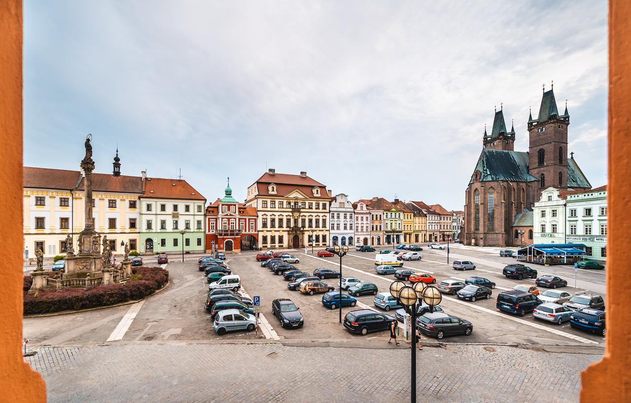 Unique Central SQUARE business apt. Hradec Králové Extérieur photo