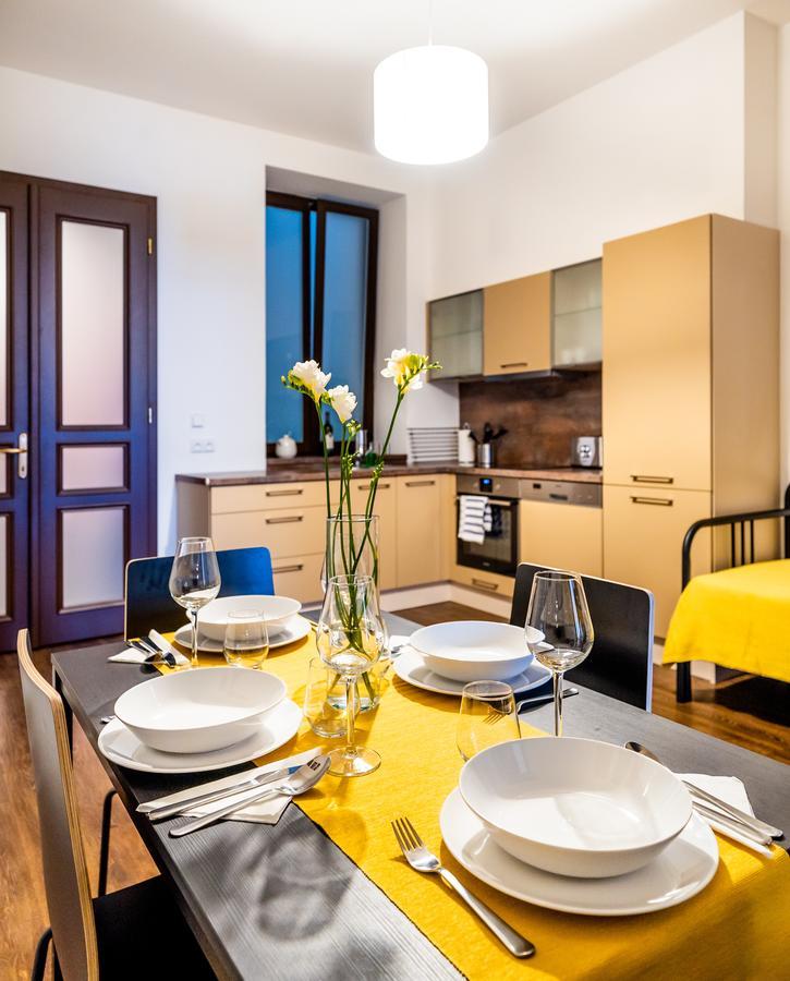 Unique Central SQUARE business apt. Hradec Králové Extérieur photo